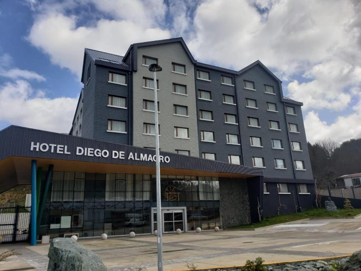 Hotel Diego De Almagro Кастро Экстерьер фото